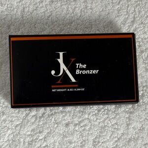 JX Just Ximena Bronzer Luna Bright